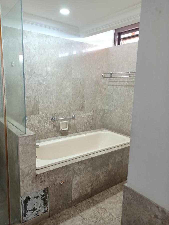 Moonlight Service Suite Kuala Lumpur Eksteriør bilde