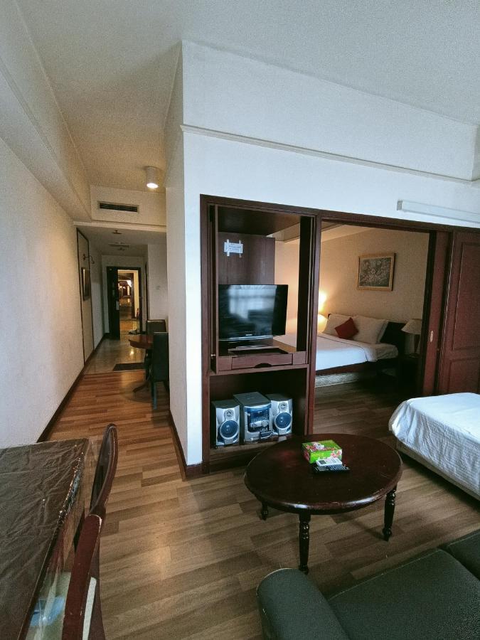 Moonlight Service Suite Kuala Lumpur Eksteriør bilde